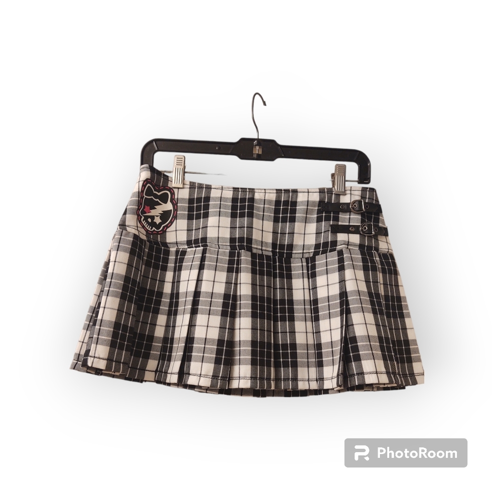 Abby Dawn size 3 mini pleated skirt.